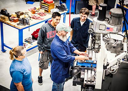 Machine Tool Operation Image of Instructor and Students